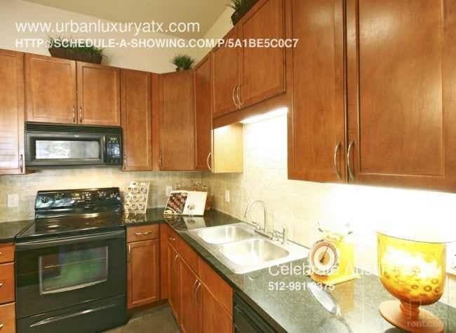 Primary Photo - Infinity Residences at Triangle