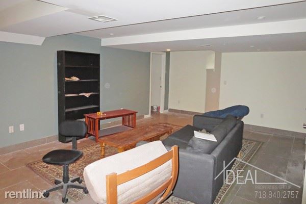 Primary Photo - 29 Claver Pl
