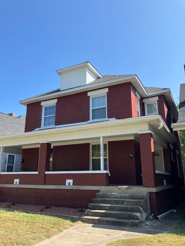 Foto principal - 1216-1218 S 7th ST