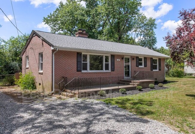 Building Photo - 1407 Northbury Ave.