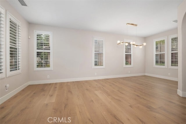 Building Photo - 218 Tall Oak