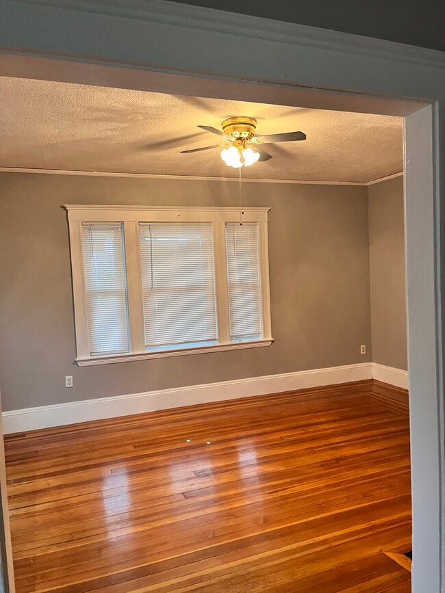 Building Photo - 32 Chubbuck St