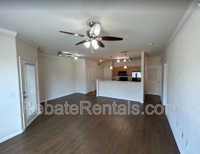 Foto del edificio - 8290 Gate Pkwy W