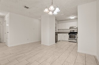 Building Photo - 5437 Ridge Wind Ln