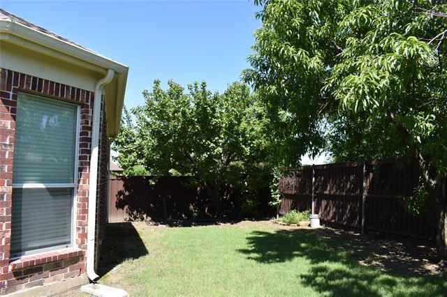 Foto del edificio - 384 Spring Meadow Dr