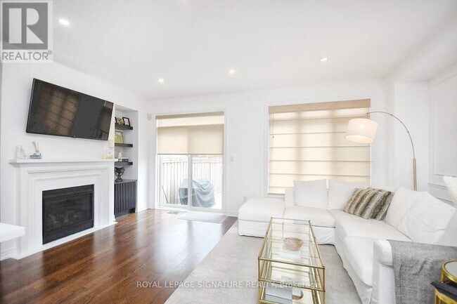 Building Photo - 80 Gower Dr