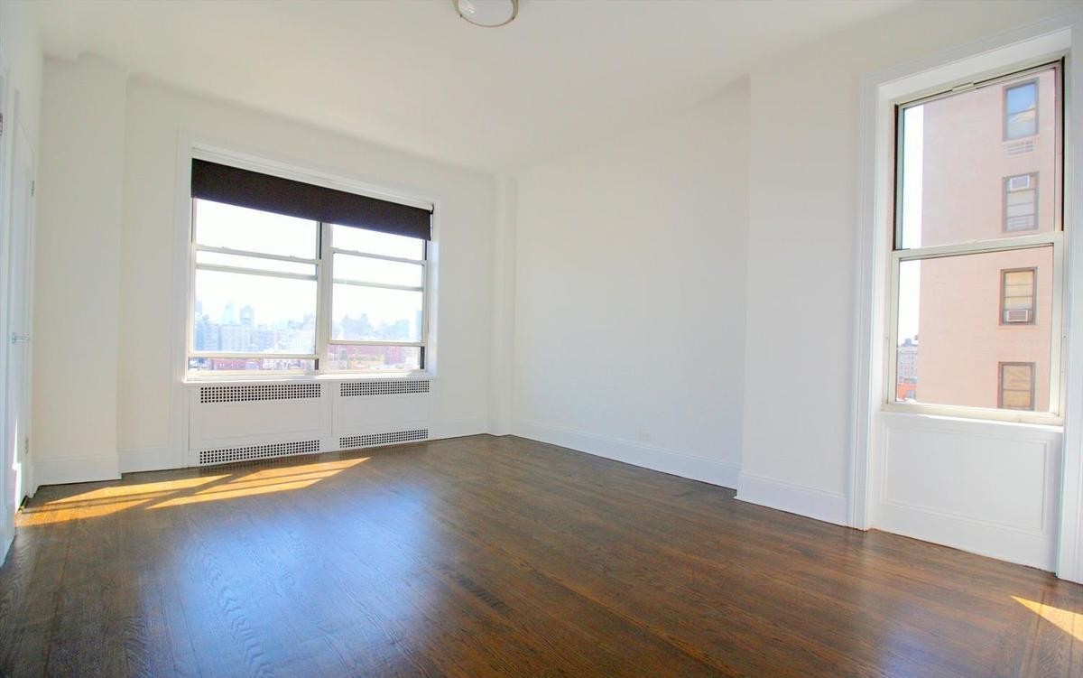 Primary Photo - 120 East 86th St