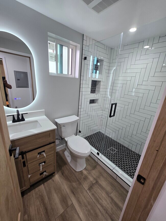 Foto del edificio - 9419 True Ave