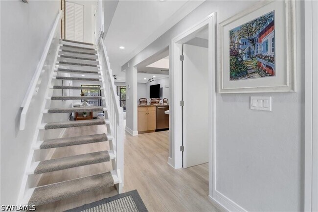 Foto del edificio - 790 Meadowland Dr