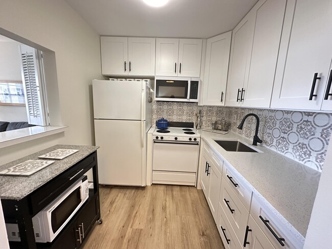 Foto del edificio - 530 Horizon St E
