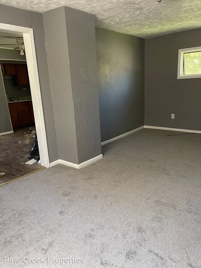 Building Photo - 3 br, 1 bath House - 14716 Granger Rd.