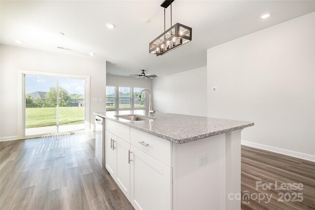 Foto del edificio - 4502 Bright Rd