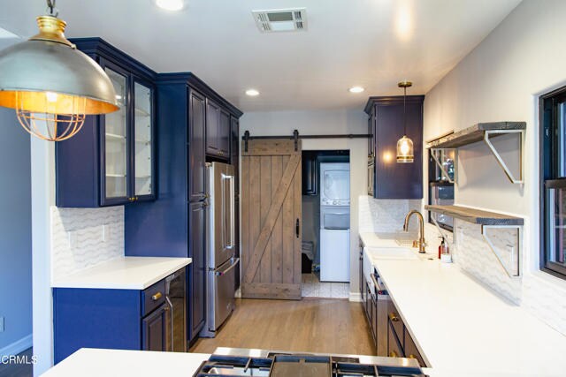 Building Photo - 55 S Catalina St