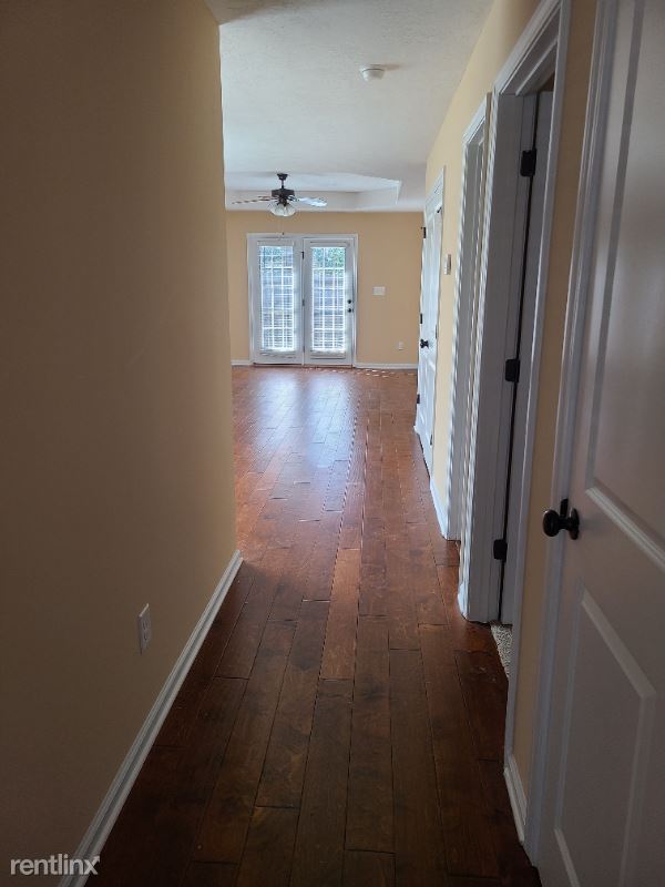Foto del edificio - 2 br, 2 bath Townhome - 122 Village Run