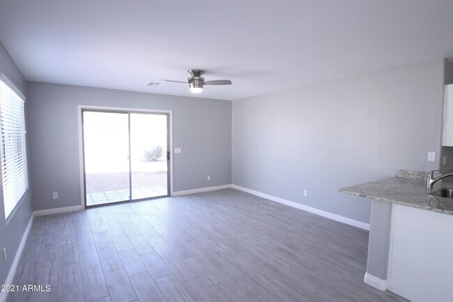 Building Photo - 14719 N 148th Ave