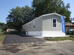 Building Photo - 13940 Bundoran Ave