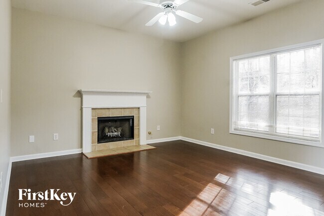 Building Photo - 4419 High Gate Dr NW