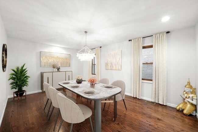 Building Photo - 5238 Pratt Ave