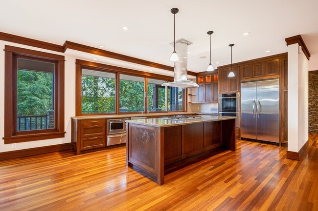 Building Photo - 3524 Mathers Ave