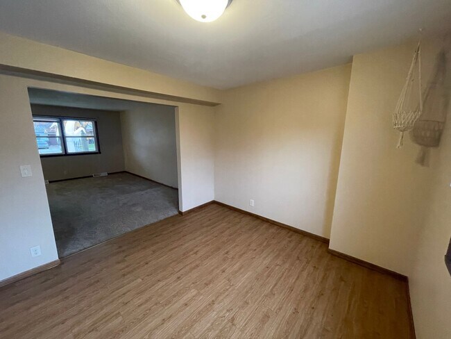Foto del edificio - 2700 Albany Ct