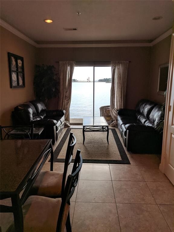 Primary Photo - 7037 Kingston Cove Ln