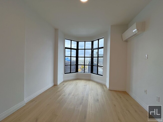 Foto del edificio - Luxurious 1 bedroom/1 Bathroom duplex apt ...