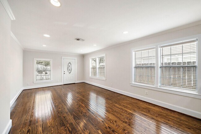 Foto del edificio - 1327 Idylwild St