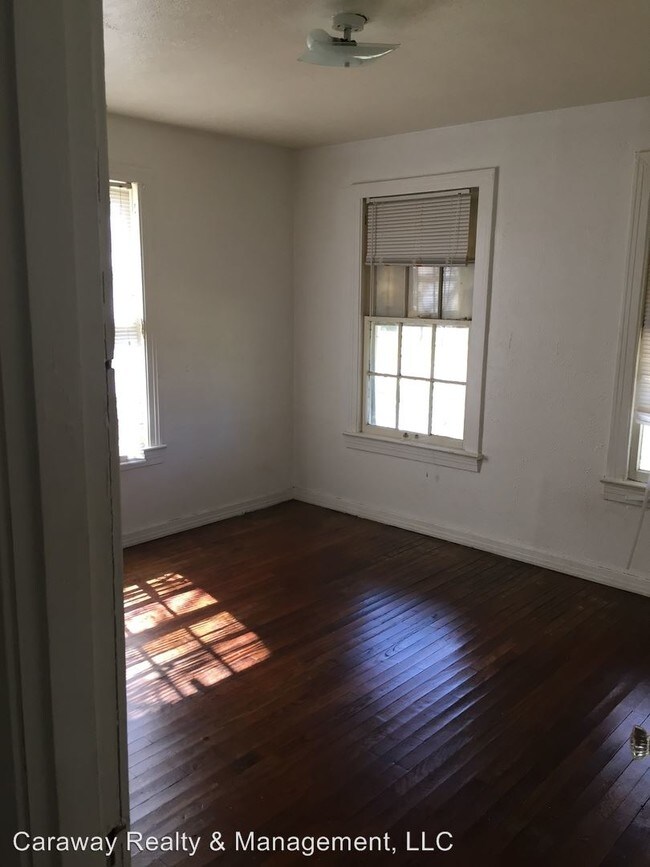 Foto del edificio - 3 br, 1 bath House - 2421 Corol