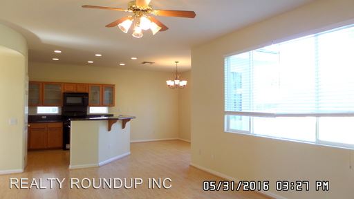 Building Photo - 4 br, 2.5 bath House - 5632 Foxview Way