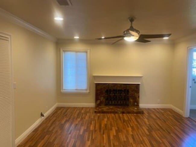 Foto del edificio - 4 Bedroom, 2.5 Bathrooms