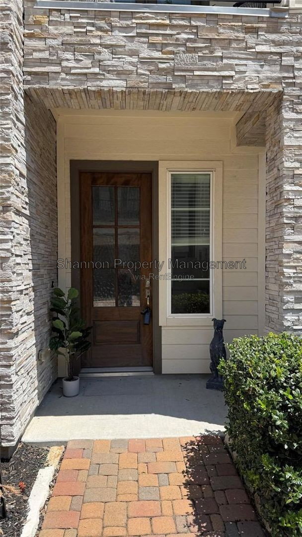Foto del edificio - 10926 Brookeshire Chase Ln