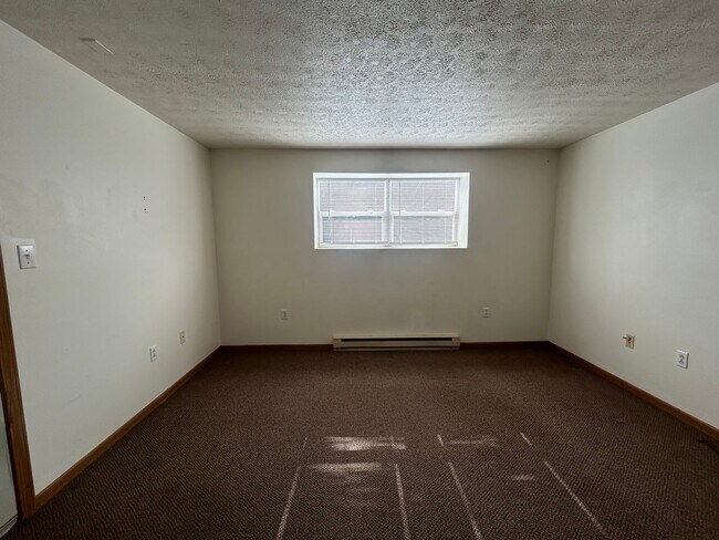 Foto del edificio - 326 S East St