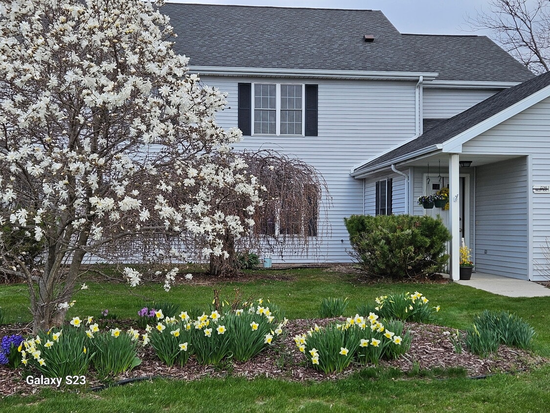 Primary Photo - 2246 Valley Rd