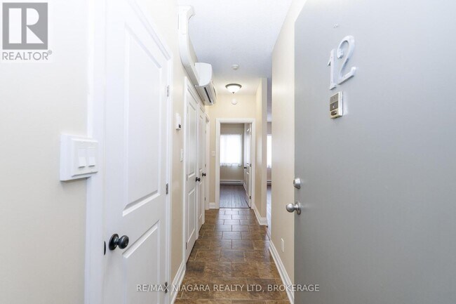 Photo du bâtiment - 2 Lewis St