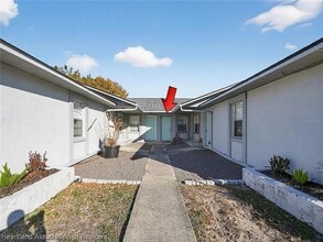 Building Photo - 6213 Candler Terrace
