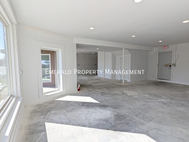 Foto del edificio - 2737 11th St