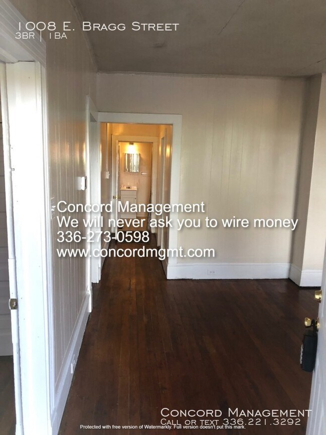 Foto del edificio - 1008 E Bragg St