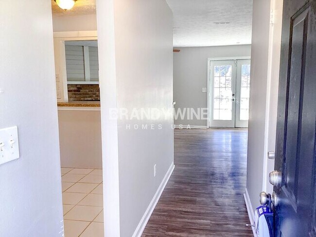 Foto del edificio - MOVE IN BY MARCH 15TH AND RECEIVE $1000 OF...