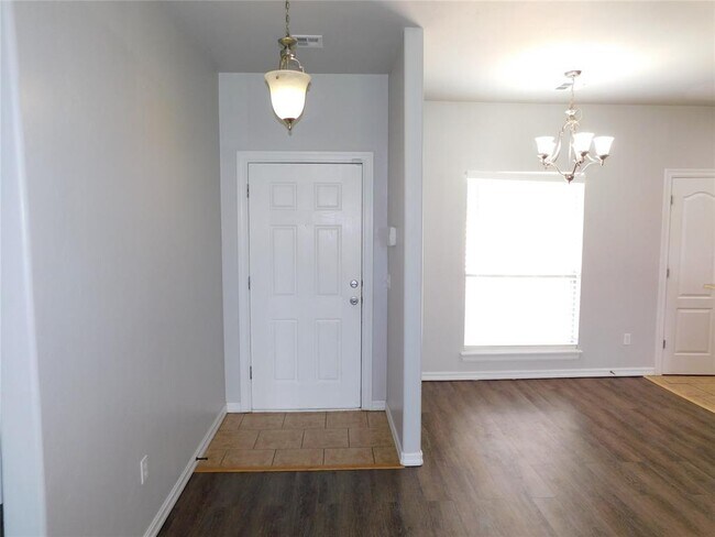 Foto del edificio - 2121 NW 157th St