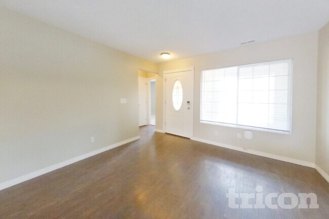 Building Photo - 6627 Cache Dr