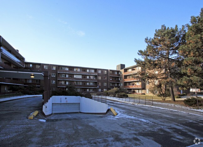 Photo du bâtiment - Berkshire Place