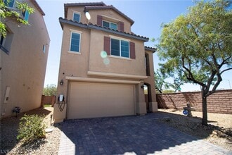 Building Photo - 9955 S Heritage Desert St