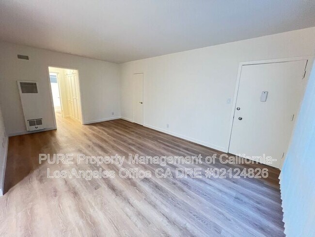 Foto del edificio - 4421 Murietta Ave
