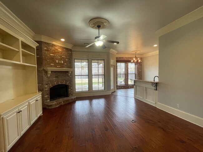 Foto del edificio - Sought after location in Norris Ferry Landing Southeast Shreveport