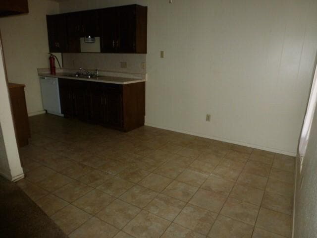 Building Photo - 925 Minter Ln