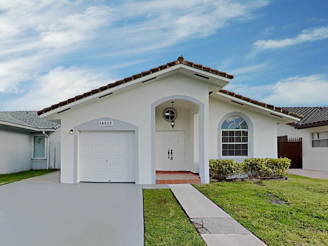 Primary Photo - 14237 SW 25th Ter