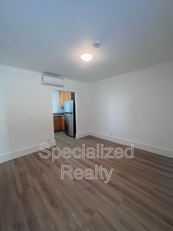 Building Photo - 1420 Isabel St