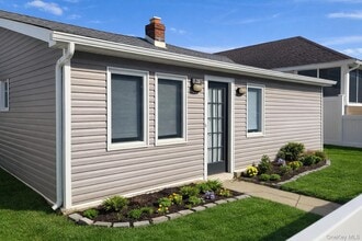 Building Photo - 26 June Walk