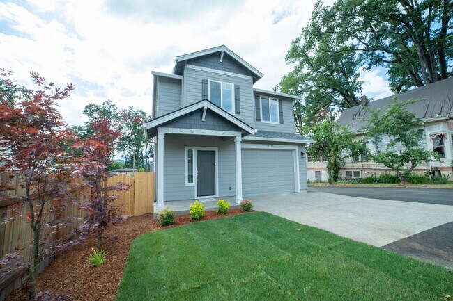 Building Photo - New Construction!