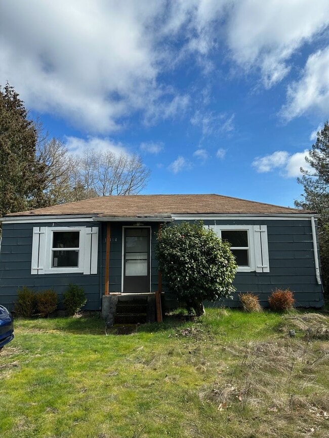 Building Photo - 11404 8th Ave NE